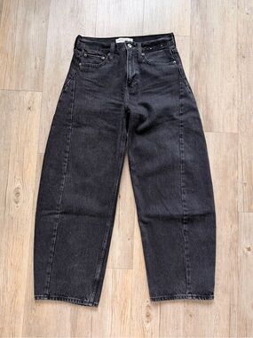 Abercrombie & Fitch Black Mid-Rise Barrel Jeans